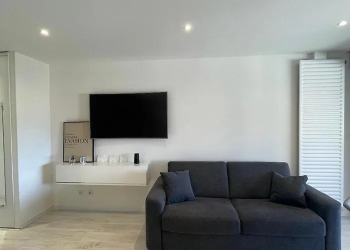 Studio Piscine - 4 Couchages